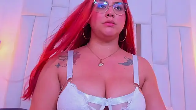 miia_blumm webcam