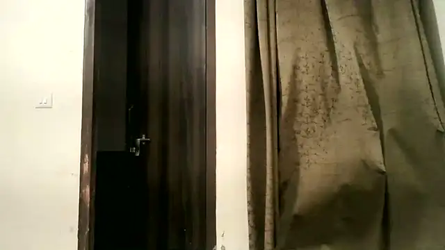 Aayusmatisharma webcam