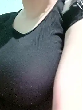 Shine_Mai webcam