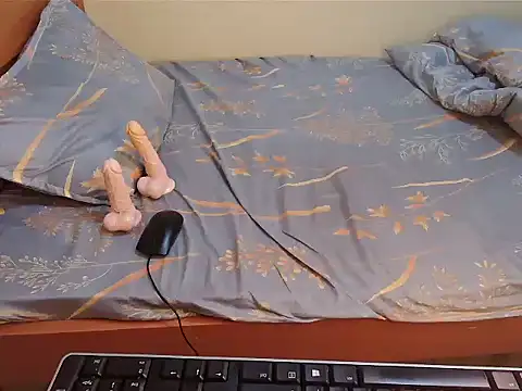 Luna_en_Gee webcam