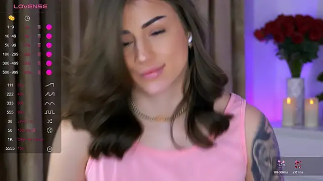 AishaSins webcam