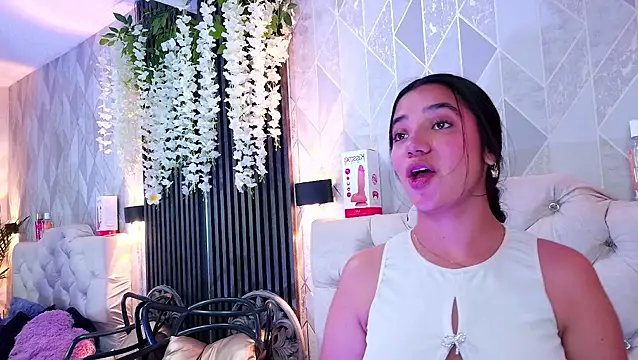 Zaira_bonny webcam