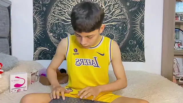 Andy_Belier23 live sex cam