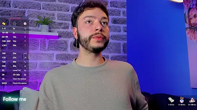 noah_ricci webcam