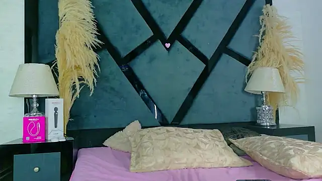 CamilaJohnston webcam