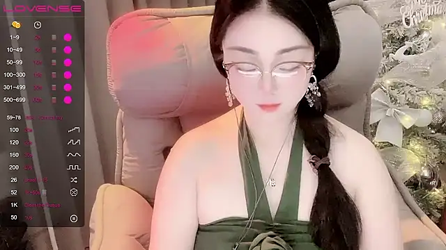 Monica-666888- webcam