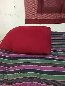 Yours_Manvii webcam