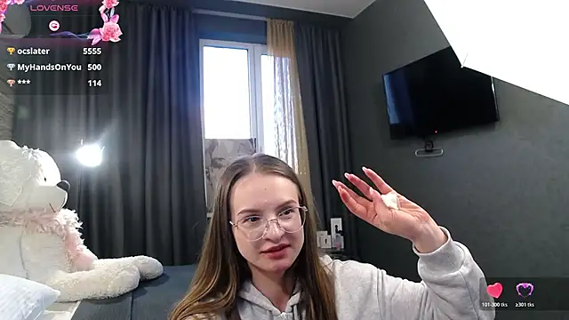 KateJonson webcam