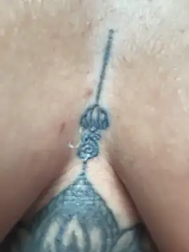 MissNyraSecret webcam