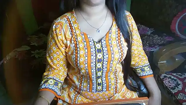 BengaliQueenStar webcam