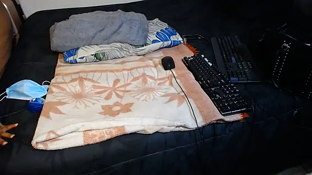 SpicyExi webcam