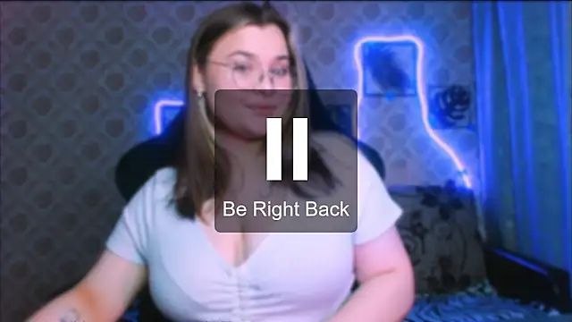 InLoveWithLife26 webcam