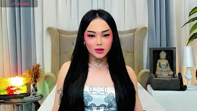 SeductiveAsianCum4hire webcam