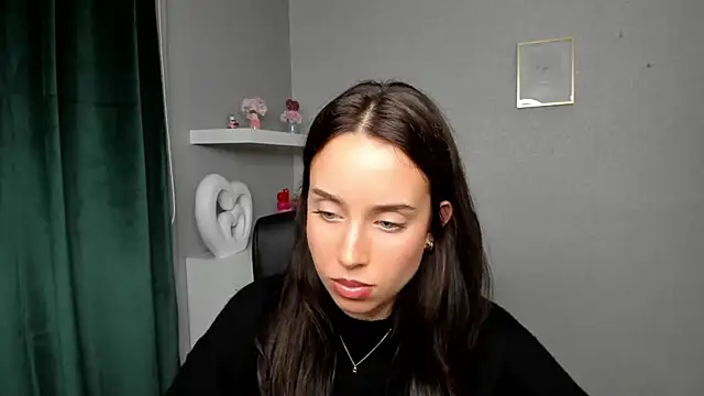 AdeleSolo webcam