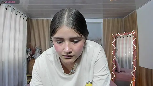 Krysstal_tay1 webcam