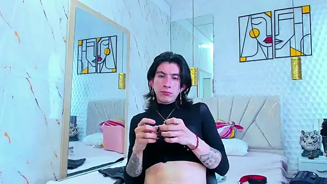 MissScarlett_ webcam