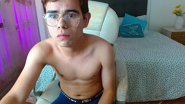 jack__tomas webcam