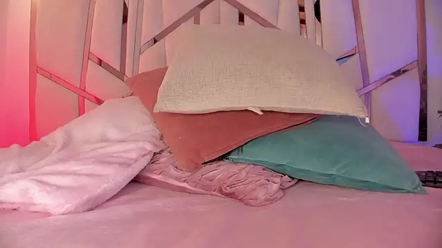 sharon_skiinny webcam
