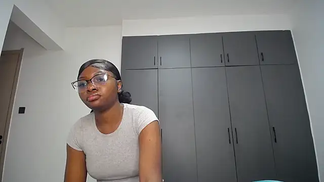 Pretty_Liya08 webcam