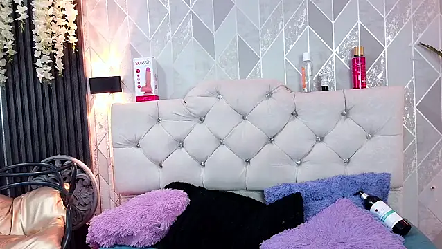 zaira_bonny (F teen) - tits full of saliva ♥️