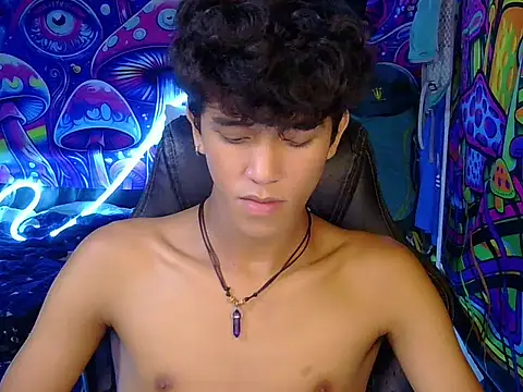 hugekenbigcock webcam