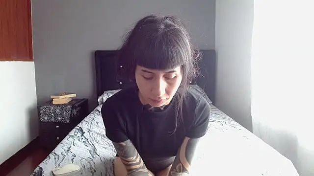 Emilia_1995 webcam