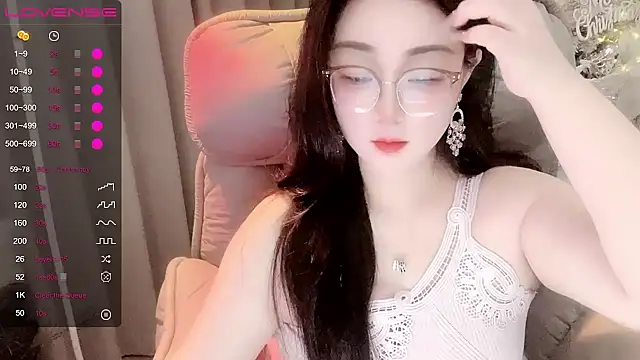 Monica-666888- webcam