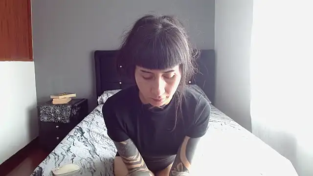 Emilia_1995 webcam
