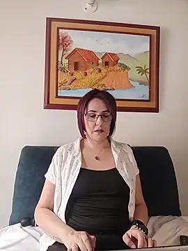 Watch IsisBlake live on EroticFlix - High definition streams