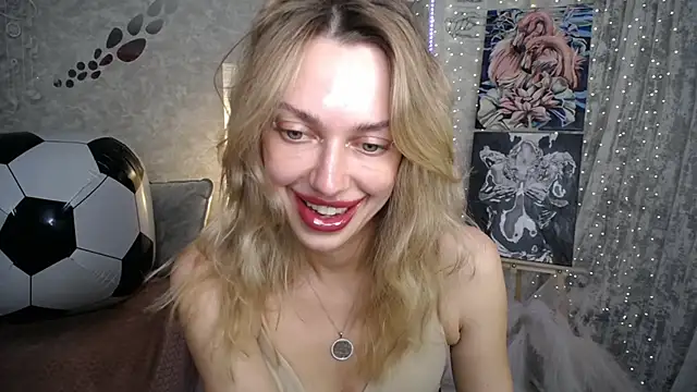 NickyAdamidi webcam