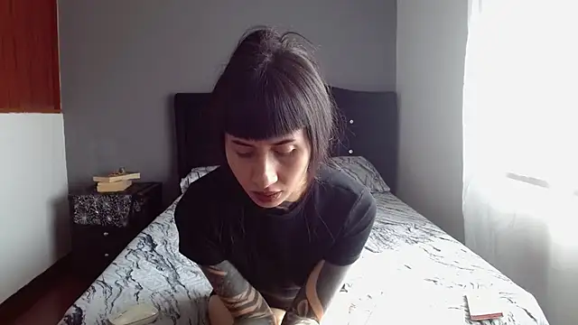 Emilia_1995 webcam