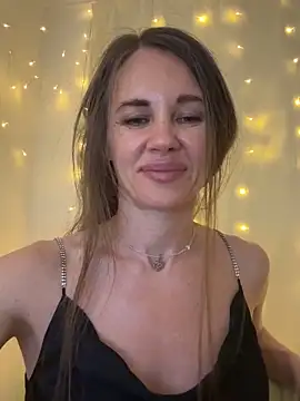 Watch LucieMack live on EroticFlix - High definition streams