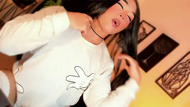 misstreslatin webcam