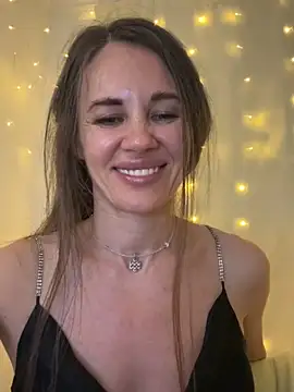 LucieMack webcam