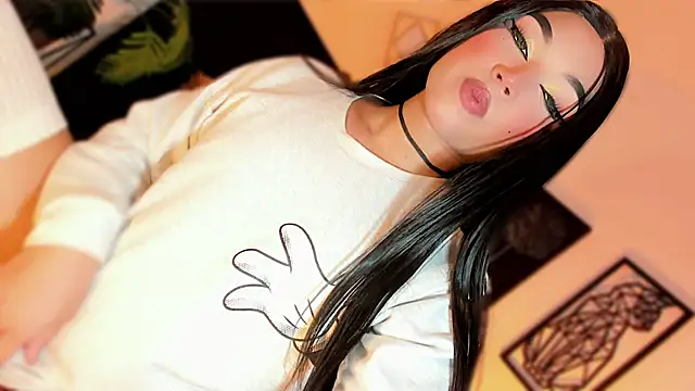 misstreslatin webcam