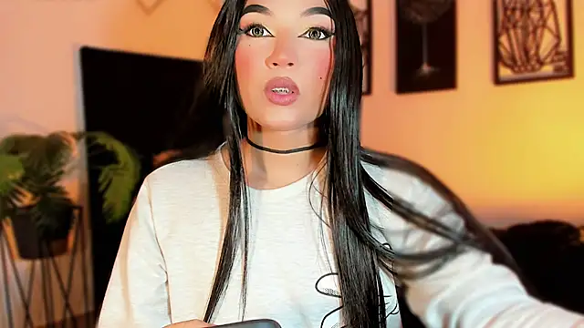 misstreslatin webcam