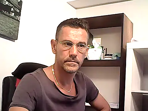 mastercharisma35 webcam