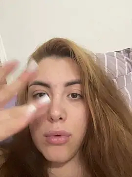 ariana_mivy webcam