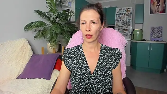 ChristinaGlory webcam