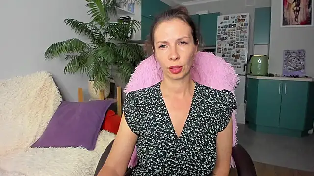 ChristinaGlory webcam