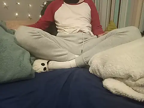 evilku (Ask my age) - foot fetish