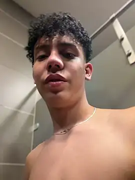 yoursexyjose (G teen) - ALL NAKED WITH OPEEN DOOR
