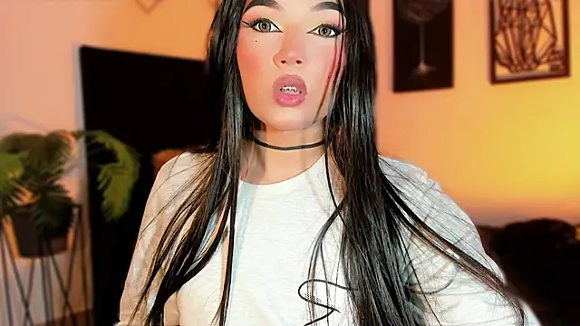 misstreslatin webcam