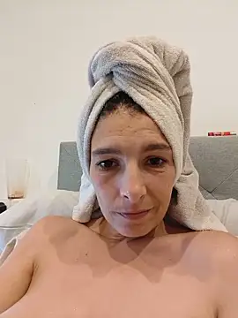 sposini69 (F milf) - Squirt