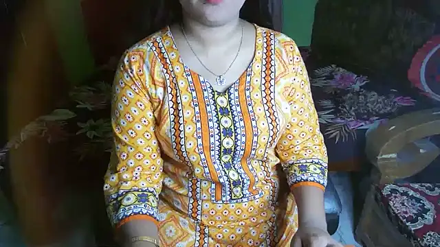 BengaliQueenStar webcam