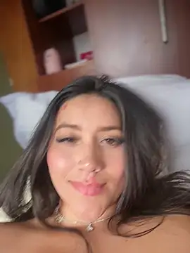 Veronica_Wins_ webcam