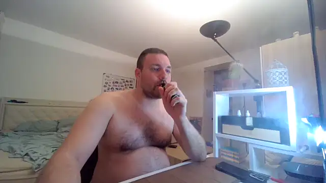 MilitaireDom webcam