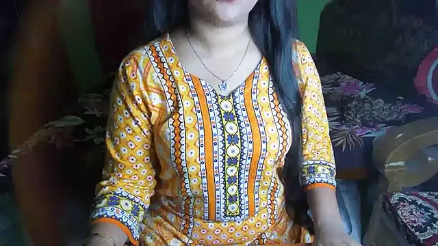 BengaliQueenStar webcam