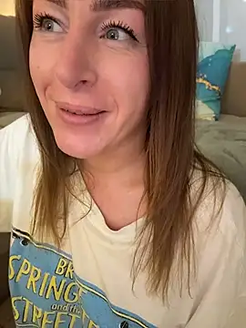 christinasiemone (F young) - MY BOOBS IN YOUR FACE