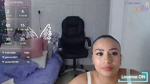 Paulina_627 webcam